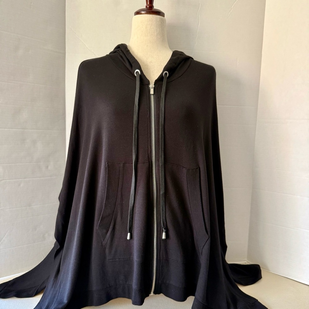X by Gottex Black Oversized Full Zip Hooded Poncho with Pouch Pockets Size XS